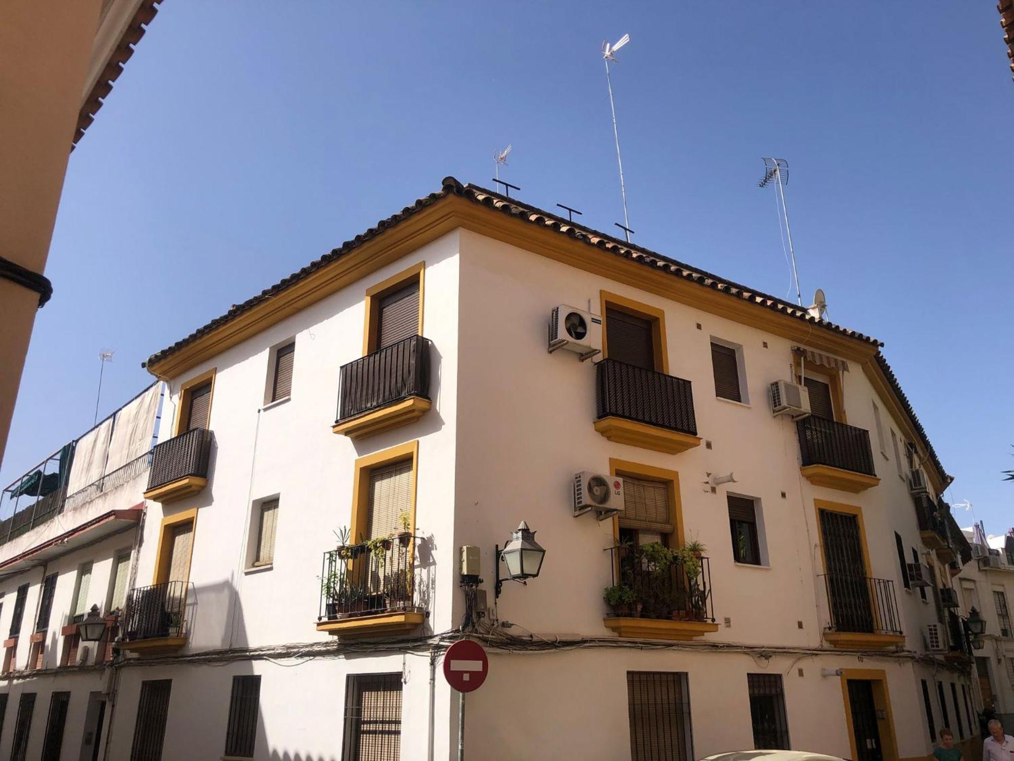 Apto Familiar Balcones A La Muralla Cordoue Extérieur photo